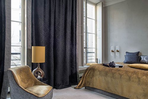 light-sleeper-bedroom-curtains