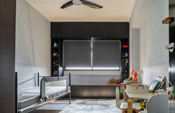 Blackout Grey Roller Blinds with Pulley
