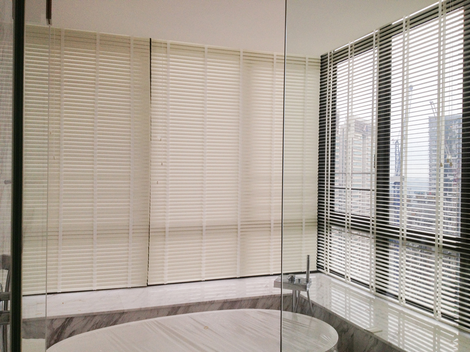 TCB White PVC Venetian Blinds Toilet
